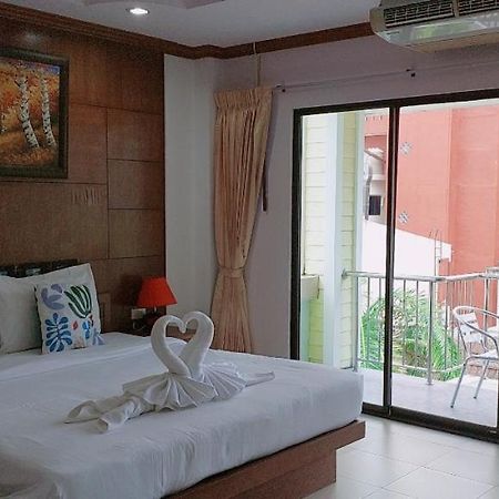 Ainny Residence Patong Buitenkant foto