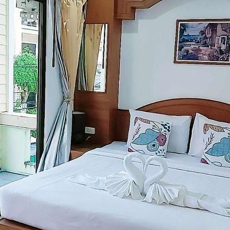 Ainny Residence Patong Buitenkant foto