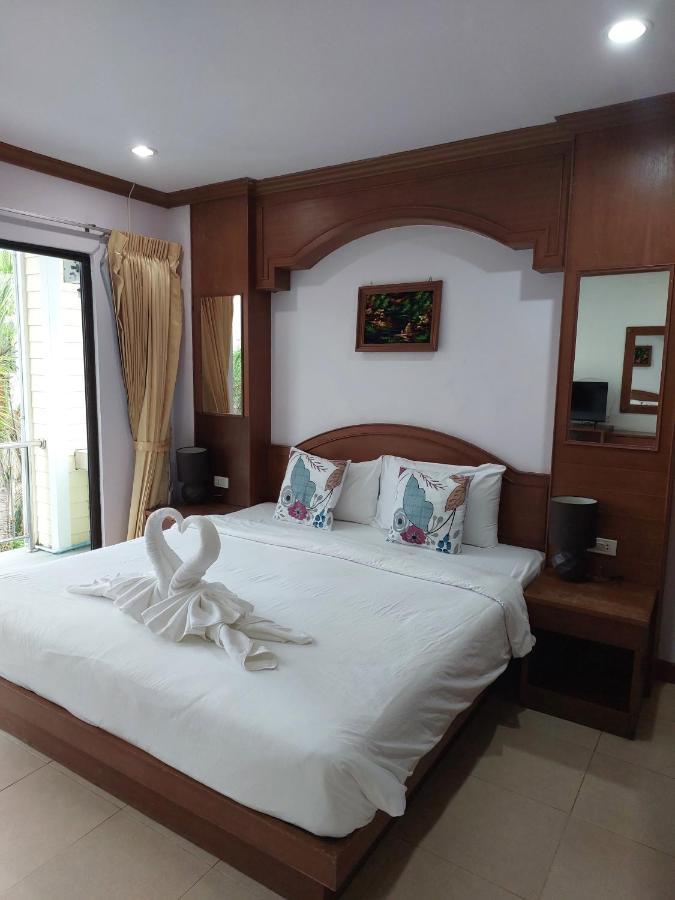 Ainny Residence Patong Buitenkant foto